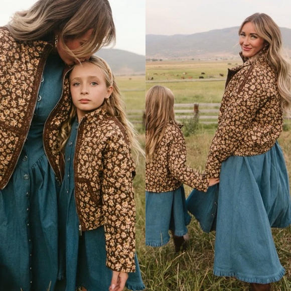 Ivy City Co. Tasia Corduroy Floral Brown Zip-Up Jacket - Picture 3 of 13